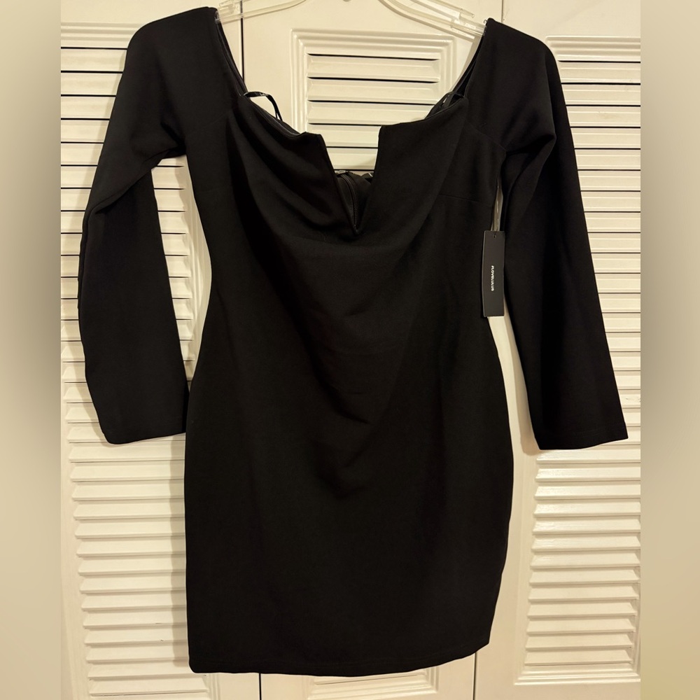 LULAS  Elegant Black  Off-the-Shoulder Mini Dress